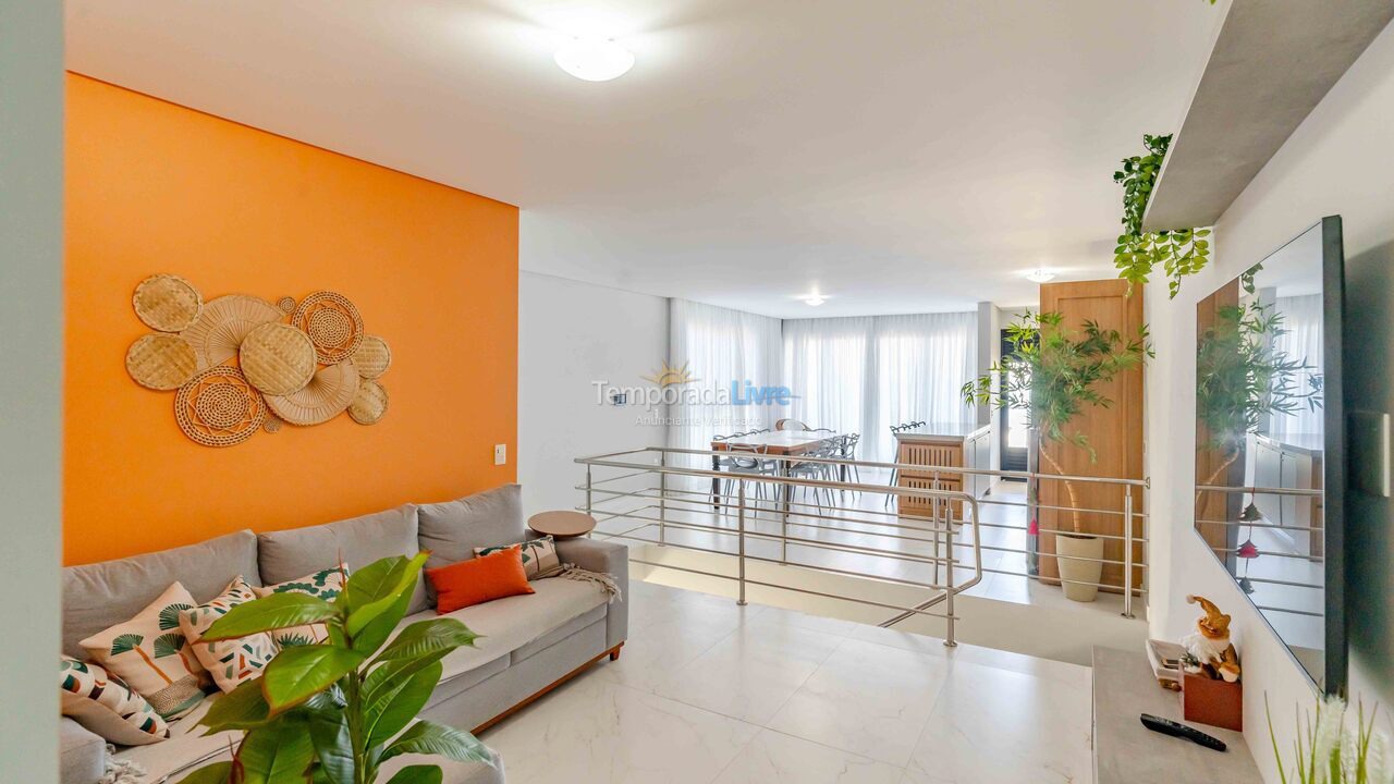 Apartment for vacation rental in Bombinhas (Mariscal)