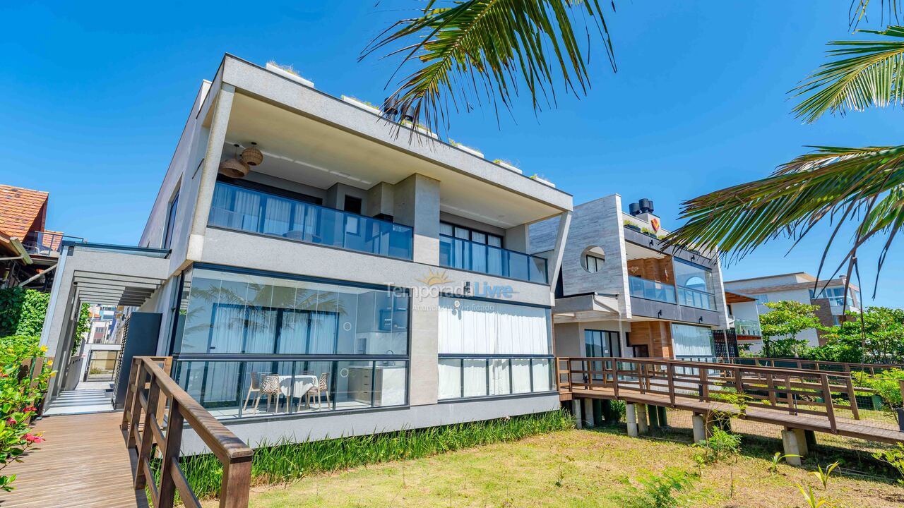 Apartment for vacation rental in Bombinhas (Mariscal)