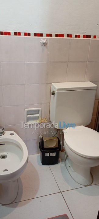 Apartamento para aluguel de temporada em Armação dos Búzios (Praia das Caravelas)