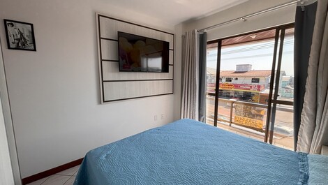 Churrasqueira, Vista e Praia Pertinho: Seu Apê em Bombas!