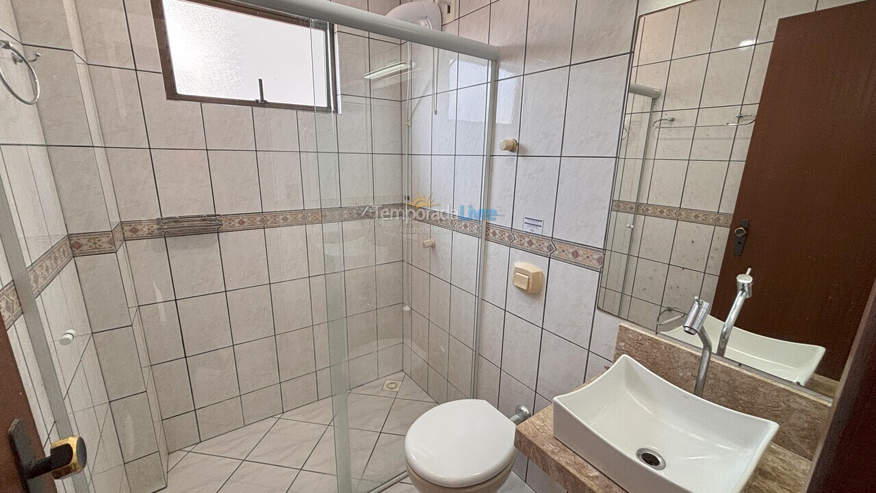 Apartamento para aluguel de temporada em Bombinhas (Praia de Bombas)