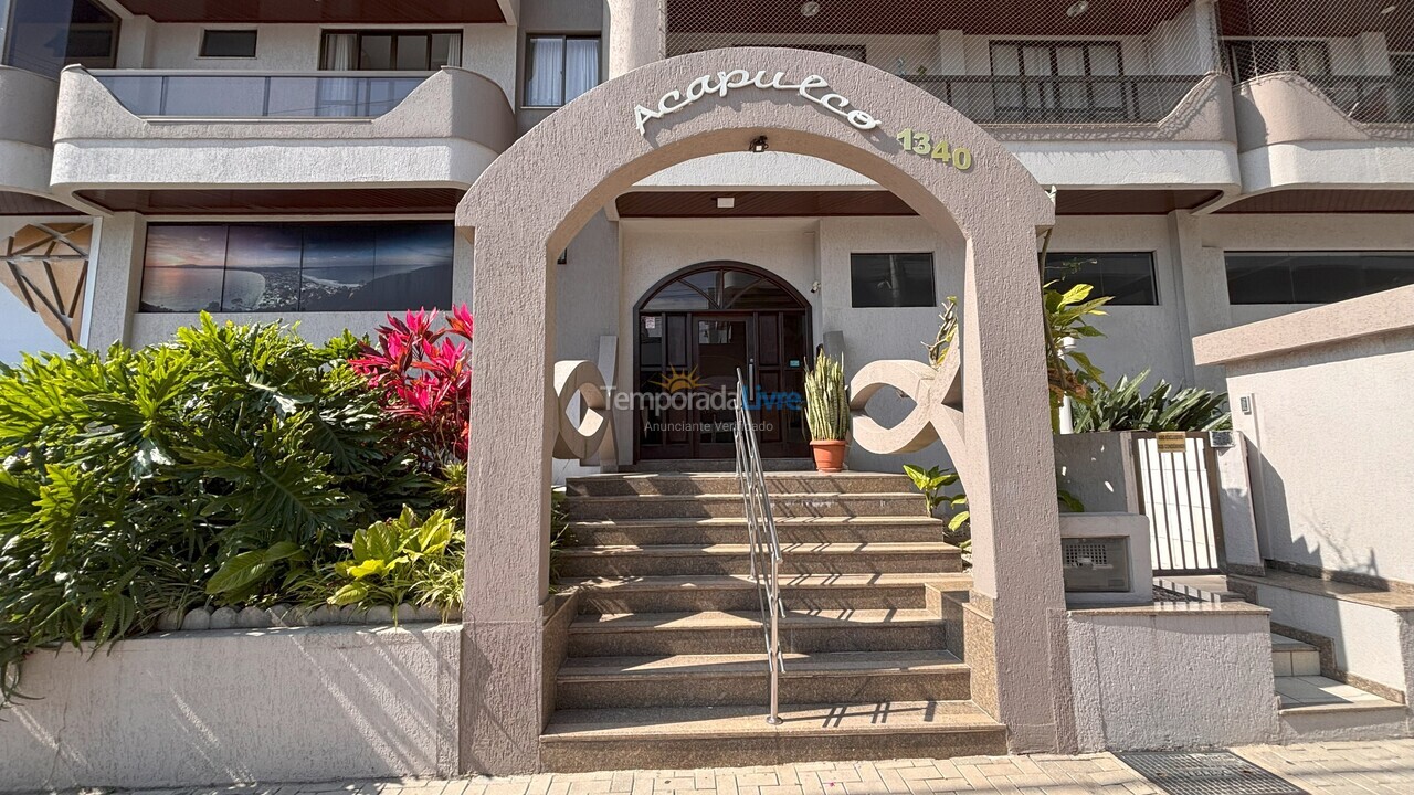 Apartamento para aluguel de temporada em Bombinhas (Praia de Bombas)