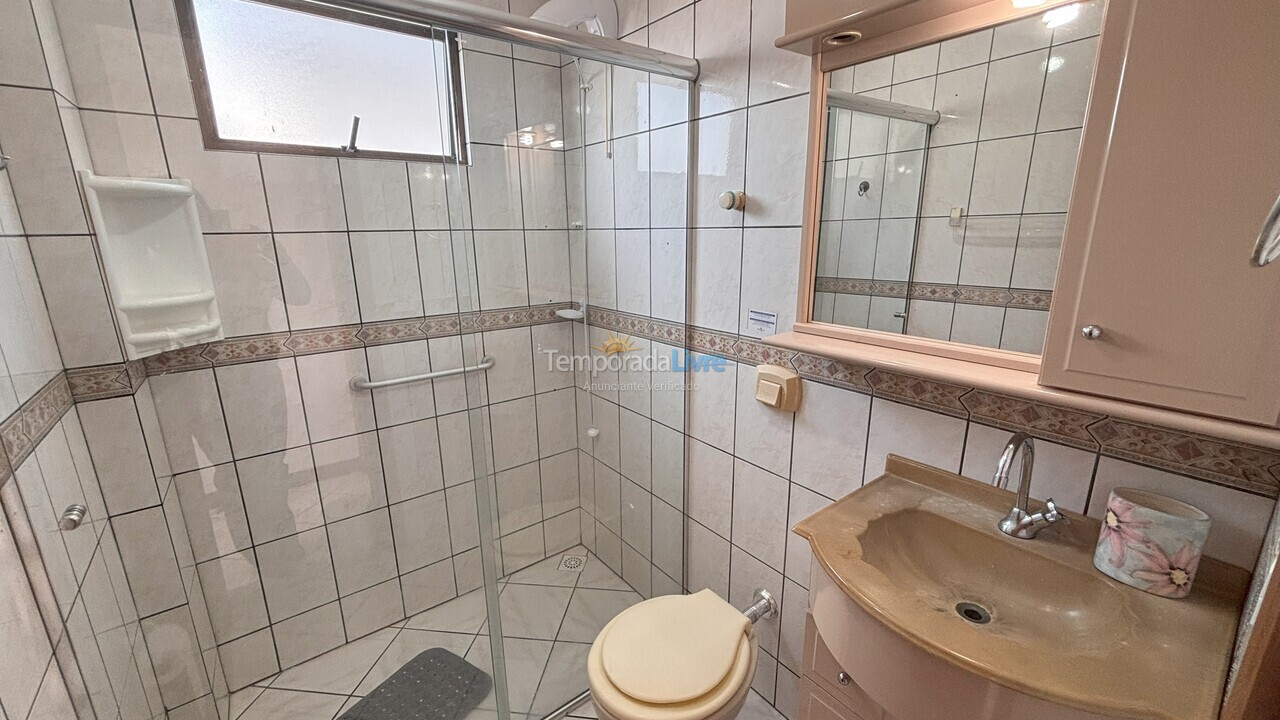 Apartment for vacation rental in Bombinhas (Praia de Bombas)