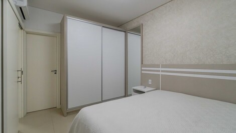 APARTAMENTO DE 3 SUITES A 50 MTS DE LA PLAYA MARISCAL