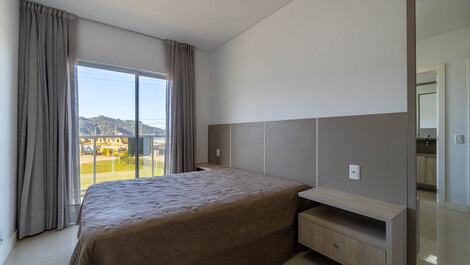 APARTAMENTO DE 3 SUITES A 50 MTS DE LA PLAYA MARISCAL