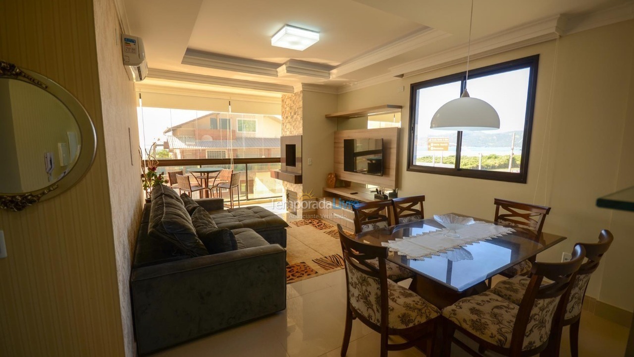 Apartment for vacation rental in Bombinhas (Canto Grande)