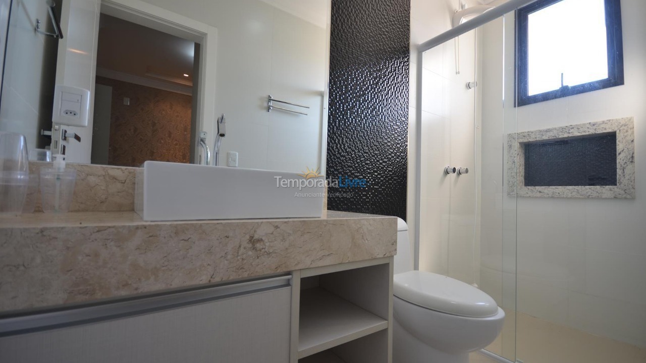 Apartment for vacation rental in Bombinhas (Canto Grande)