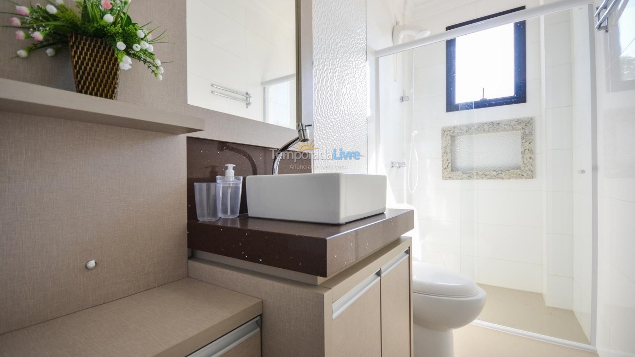 Apartment for vacation rental in Bombinhas (Canto Grande)