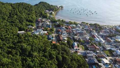 Spectacular Beach House Near Beto Carreiro with Pool