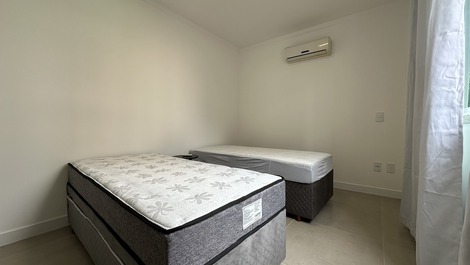 APARTAMENTO DE 2 HABITACIONES A 80 MTS DE LA PLAYA MARISCAL