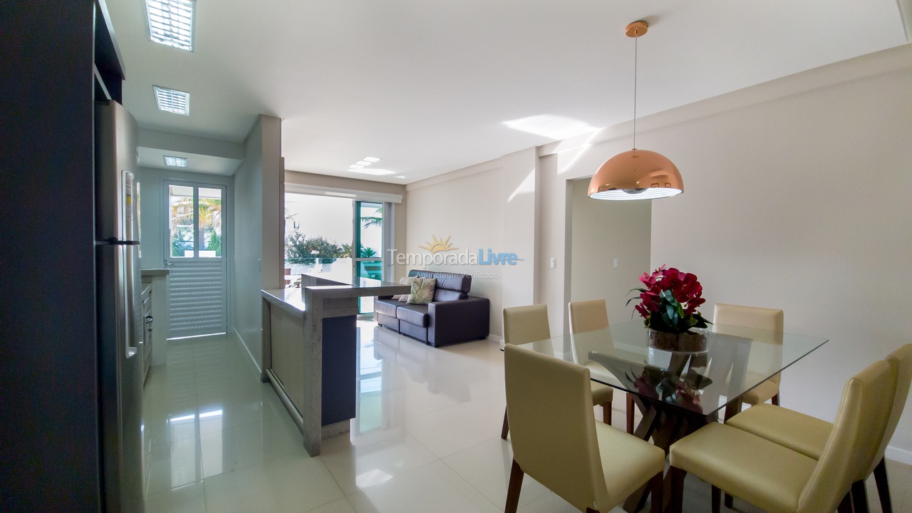 Apartment for vacation rental in Bombinhas (Canto Grande)