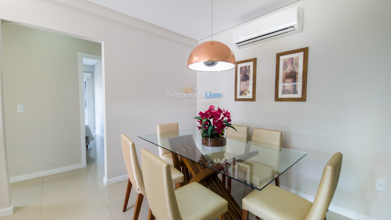Apartment for vacation rental in Bombinhas (Canto Grande)