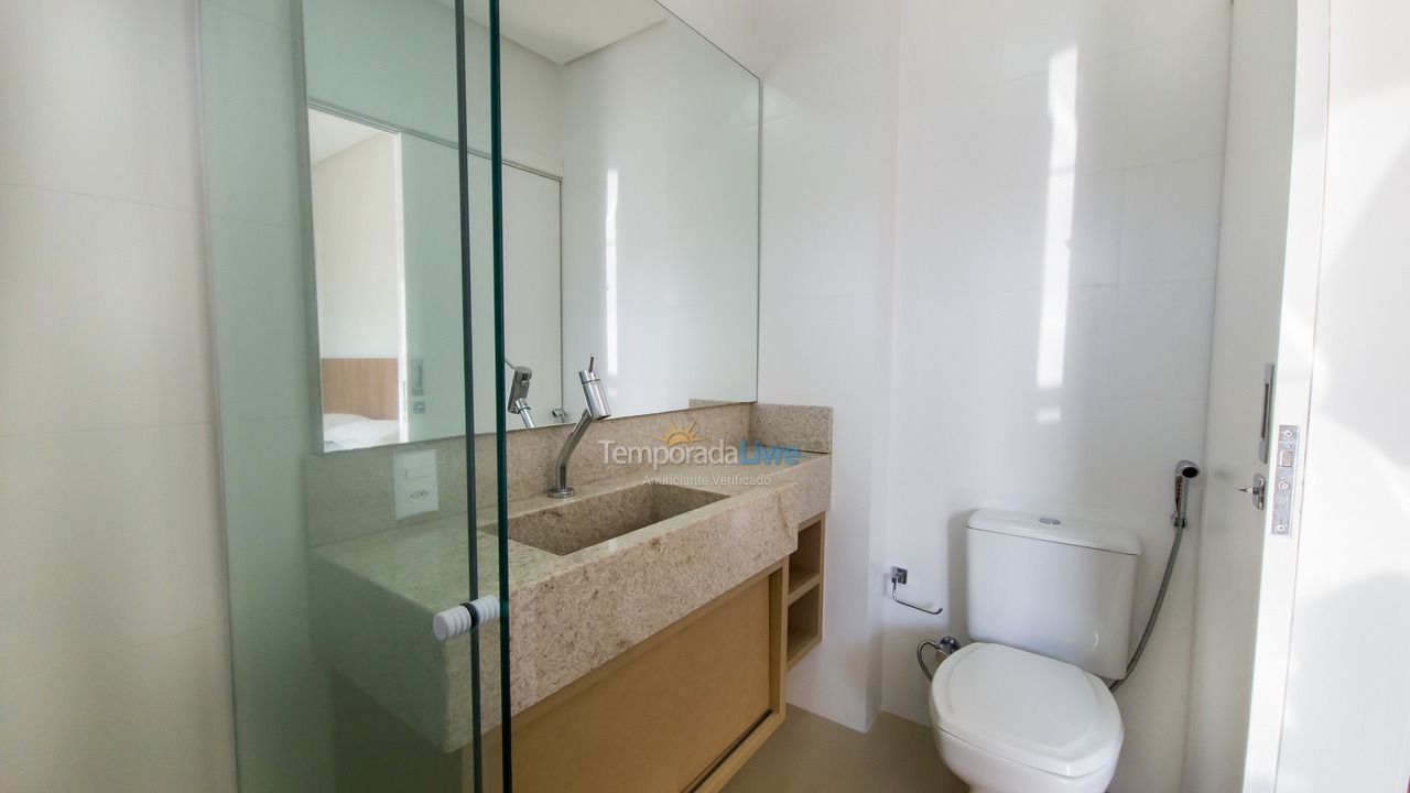 Apartment for vacation rental in Bombinhas (Canto Grande)