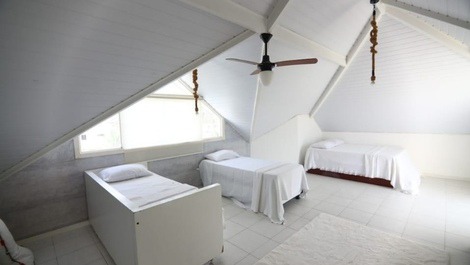 House with leisure facilities in Barra! Just minutes from the beach