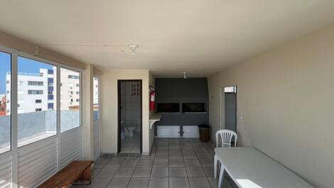 Excelente apartamento con 1 suite + 1 dormitorio con aire acondicionado + 1 dormitorio con ventilador