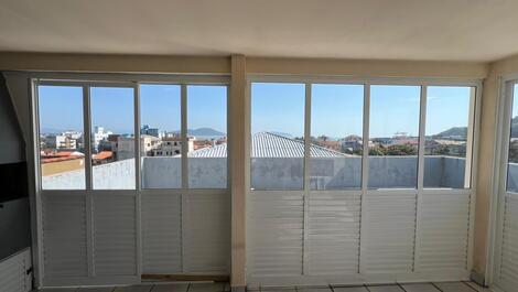 Excelente apartamento con 1 suite + 1 dormitorio con aire acondicionado + 1 dormitorio con ventilador