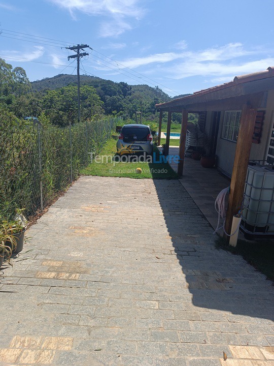 Chácara / sítio para aluguel de temporada em Nazaré Paulista (Divininho)