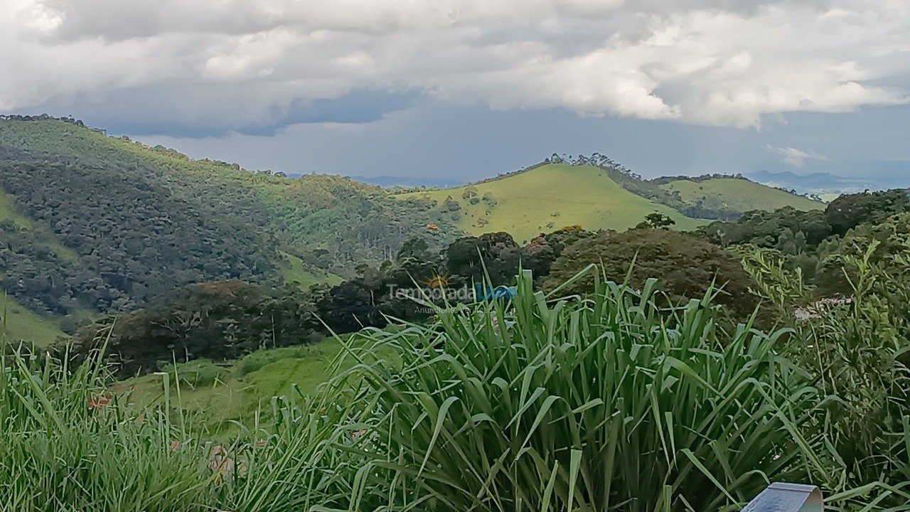 Chácara / sítio para aluguel de temporada em Nazaré Paulista (Divininho)