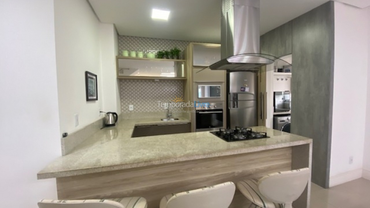 Apartamento para alquiler de vacaciones em Florianópolis (Jurere Tradicional)