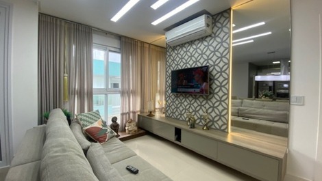 Apartamento ático dúplex en Jurerê con piscina!