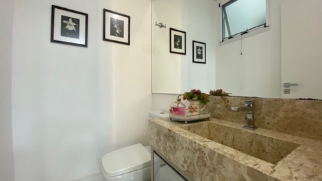 Apartamento ático dúplex en Jurerê con piscina!