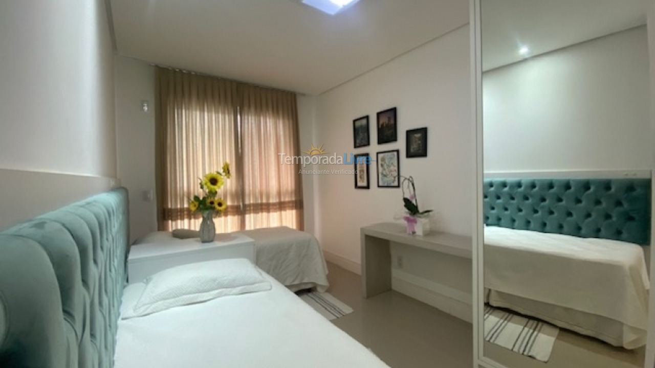 Apartamento para alquiler de vacaciones em Florianópolis (Jurere Tradicional)