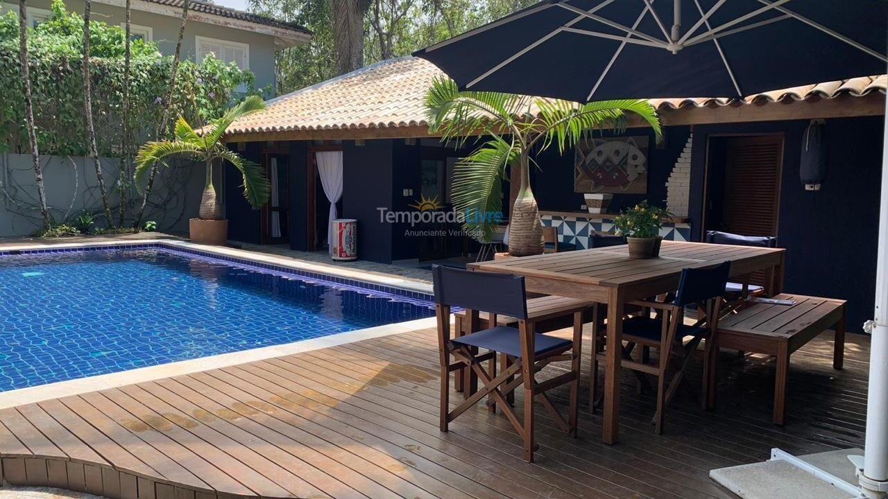 House for vacation rental in São Sebastião (Praia da Baleia)