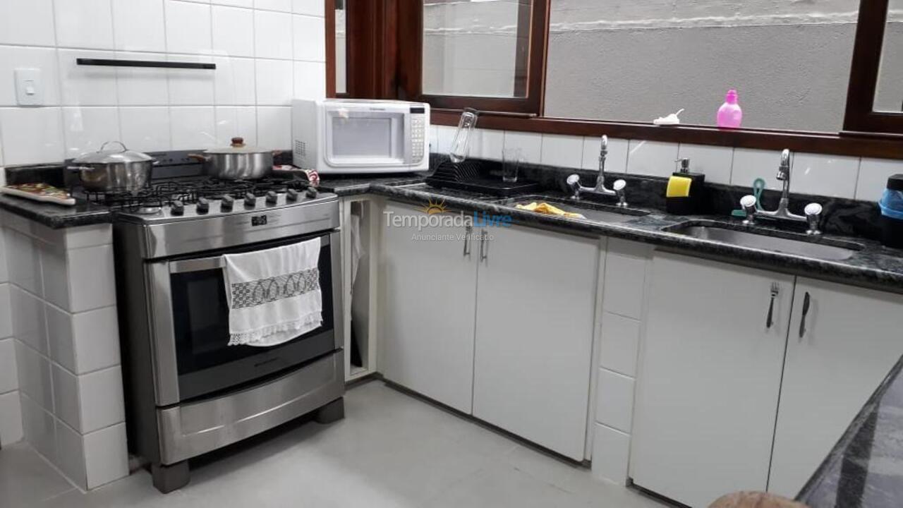 House for vacation rental in São Sebastião (Praia da Baleia)