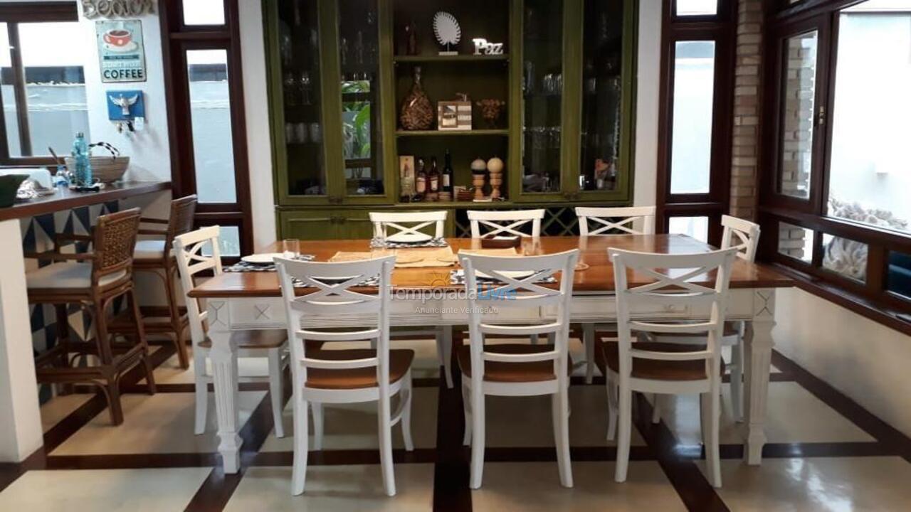 House for vacation rental in São Sebastião (Praia da Baleia)