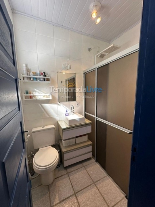 Casa para aluguel de temporada em Florianópolis (Jurere Tradicional)