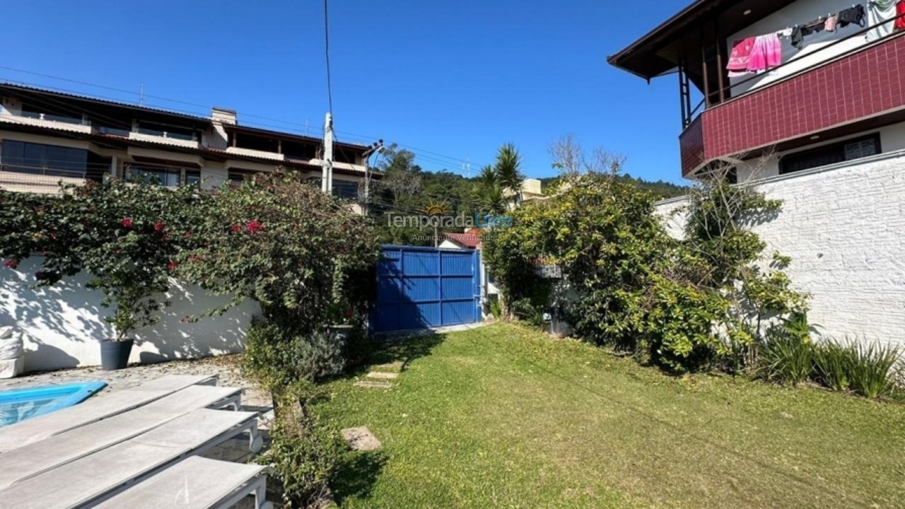 Casa para aluguel de temporada em Florianópolis (Jurere Tradicional)