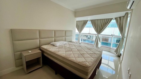 Apartamento de alto standing frente al mar en el centro de Itapema