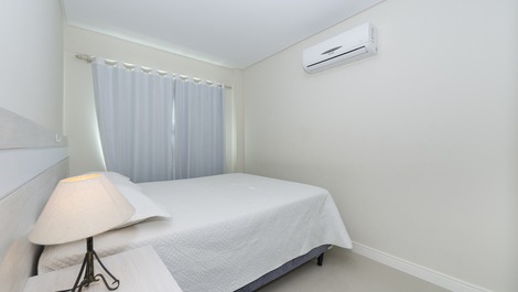 LINDO APARTAMENTO DE 3 DORMITÓRIOS NA PRAIA DO CANTO GRANDE