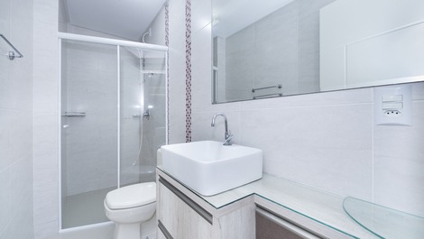 LINDO APARTAMENTO DE 3 DORMITÓRIOS NA PRAIA DO CANTO GRANDE