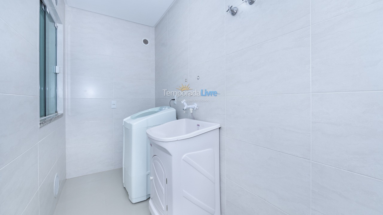 Apartamento para aluguel de temporada em Bombinhas (Canto Grande)