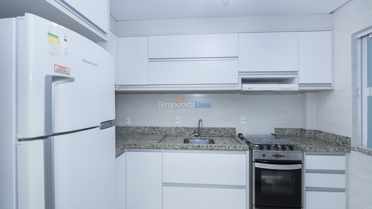 Apartamento para aluguel de temporada em Bombinhas (Canto Grande)