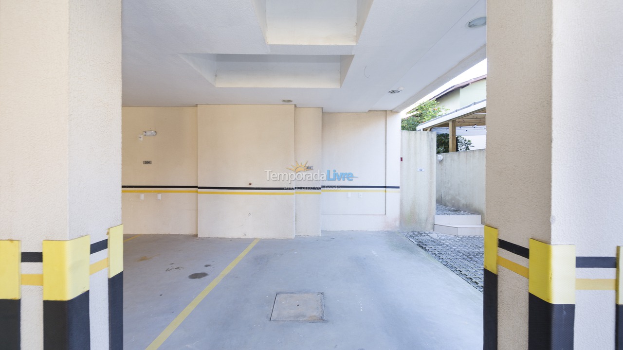 Apartamento para aluguel de temporada em Bombinhas (Canto Grande)