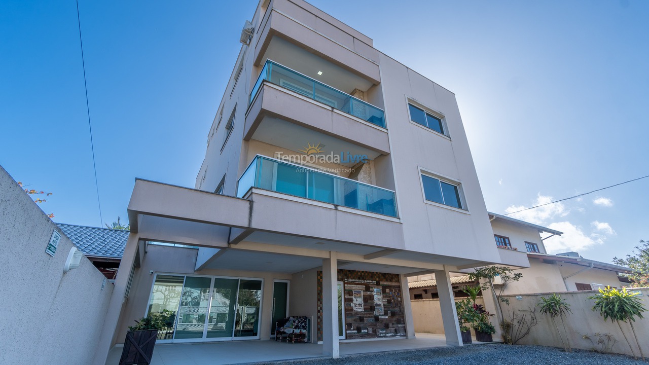 Apartment for vacation rental in Bombinhas (Canto Grande)