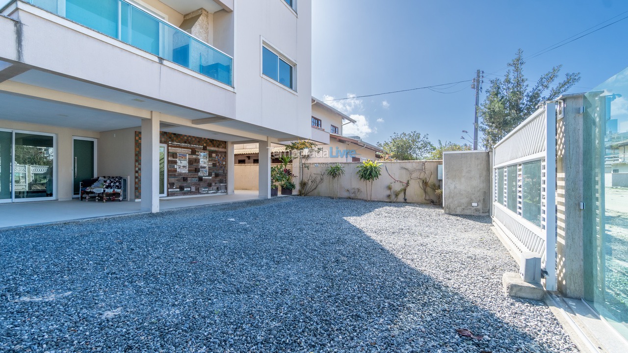 Apartment for vacation rental in Bombinhas (Canto Grande)