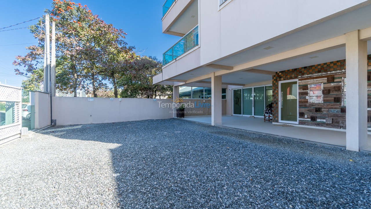 Apartment for vacation rental in Bombinhas (Canto Grande)