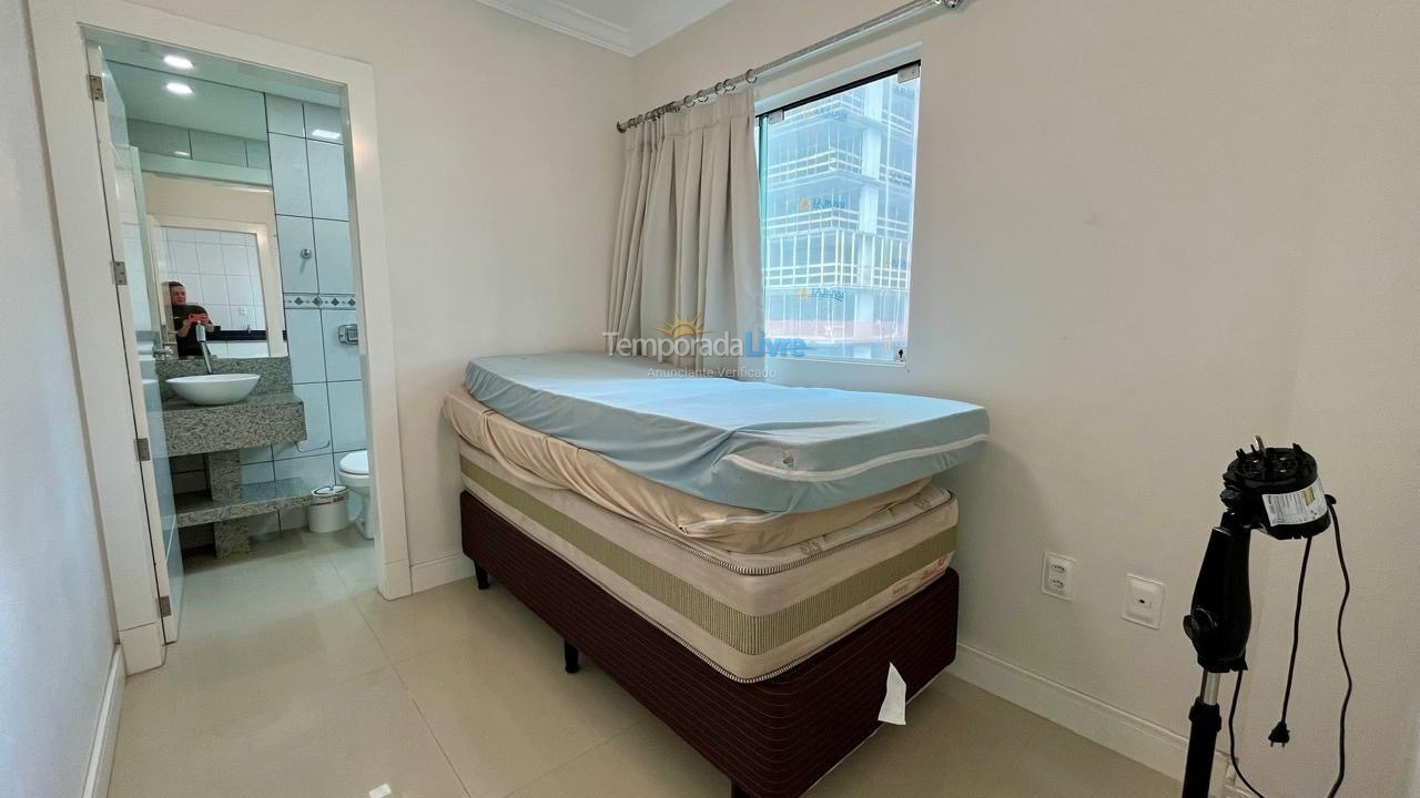 Apartamento para aluguel de temporada em Itapema (Centro)