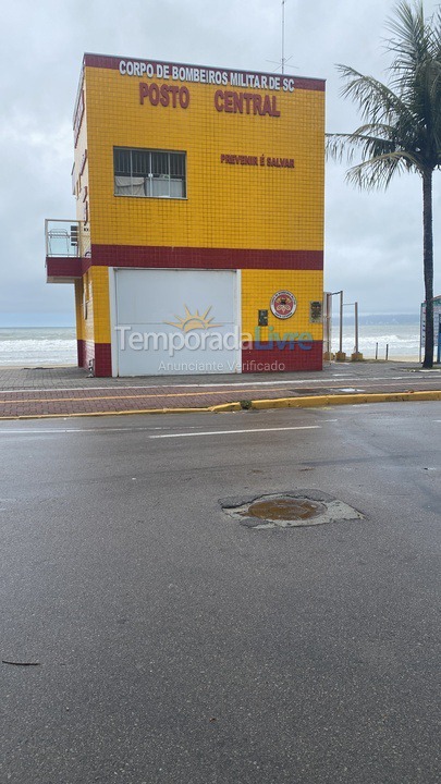 Apartamento para aluguel de temporada em Itapema (Centro)