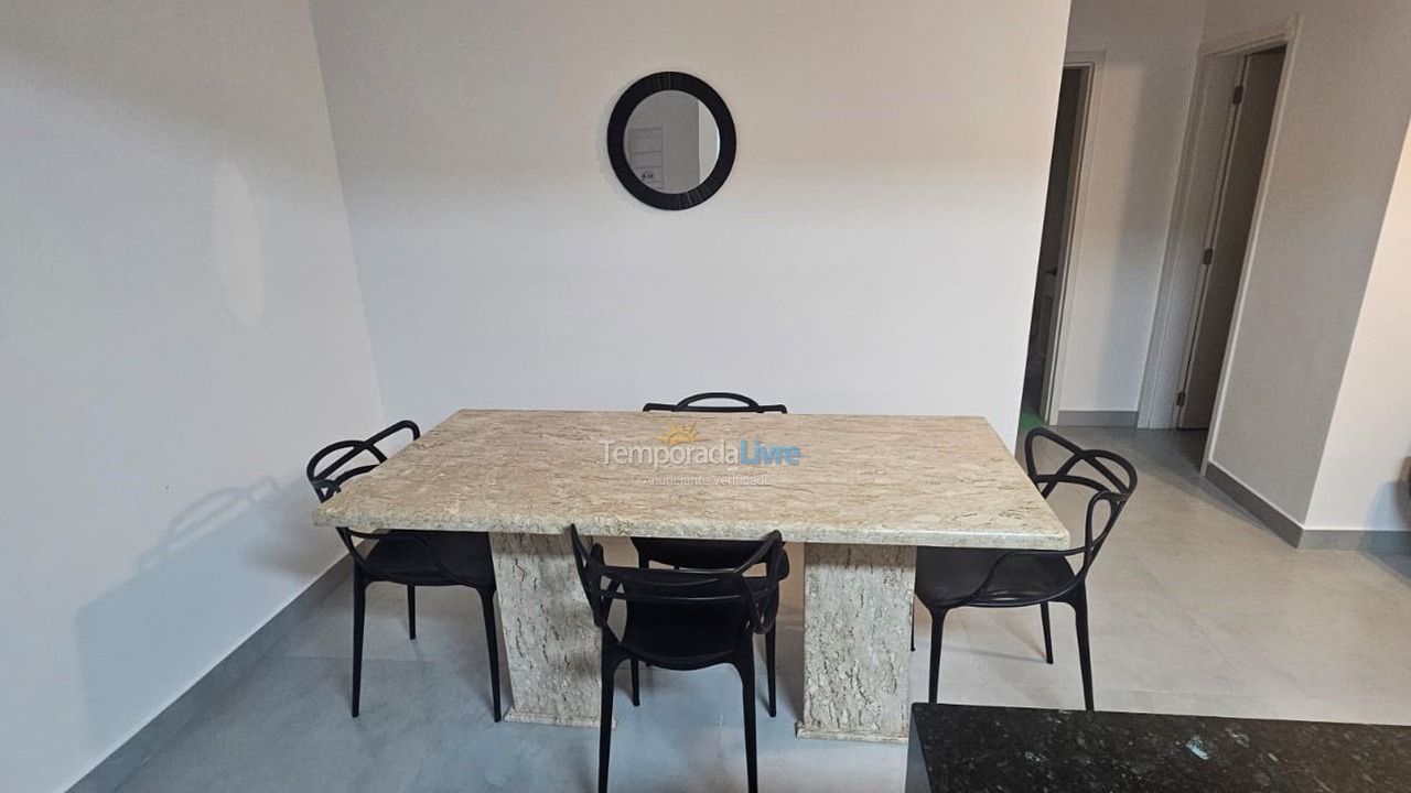 Apartamento para aluguel de temporada em Mongaguá (Vila Atlântica)