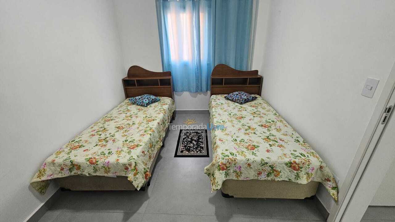Apartamento para aluguel de temporada em Mongaguá (Vila Atlântica)