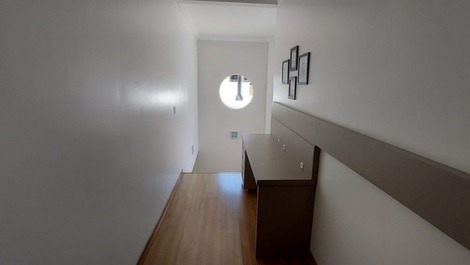 Casa com Piscina e Churrasqueira em Canasvieiras