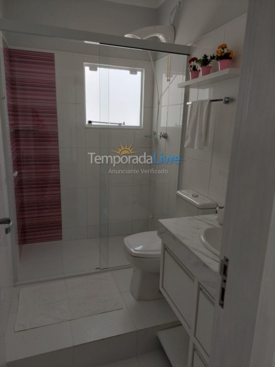 Casa para aluguel de temporada em Florianopolis (Canasvieiras)