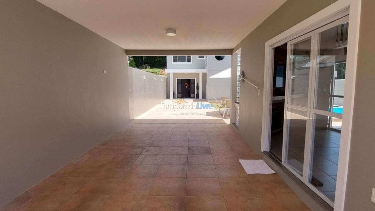 Casa para aluguel de temporada em Florianopolis (Canasvieiras)