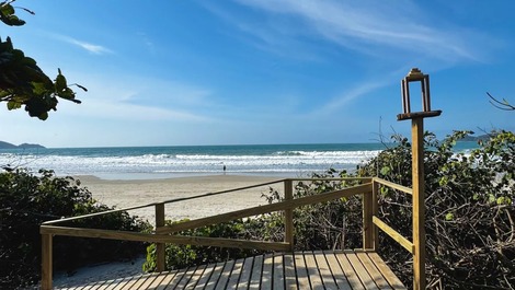 Frente da casa - exterior