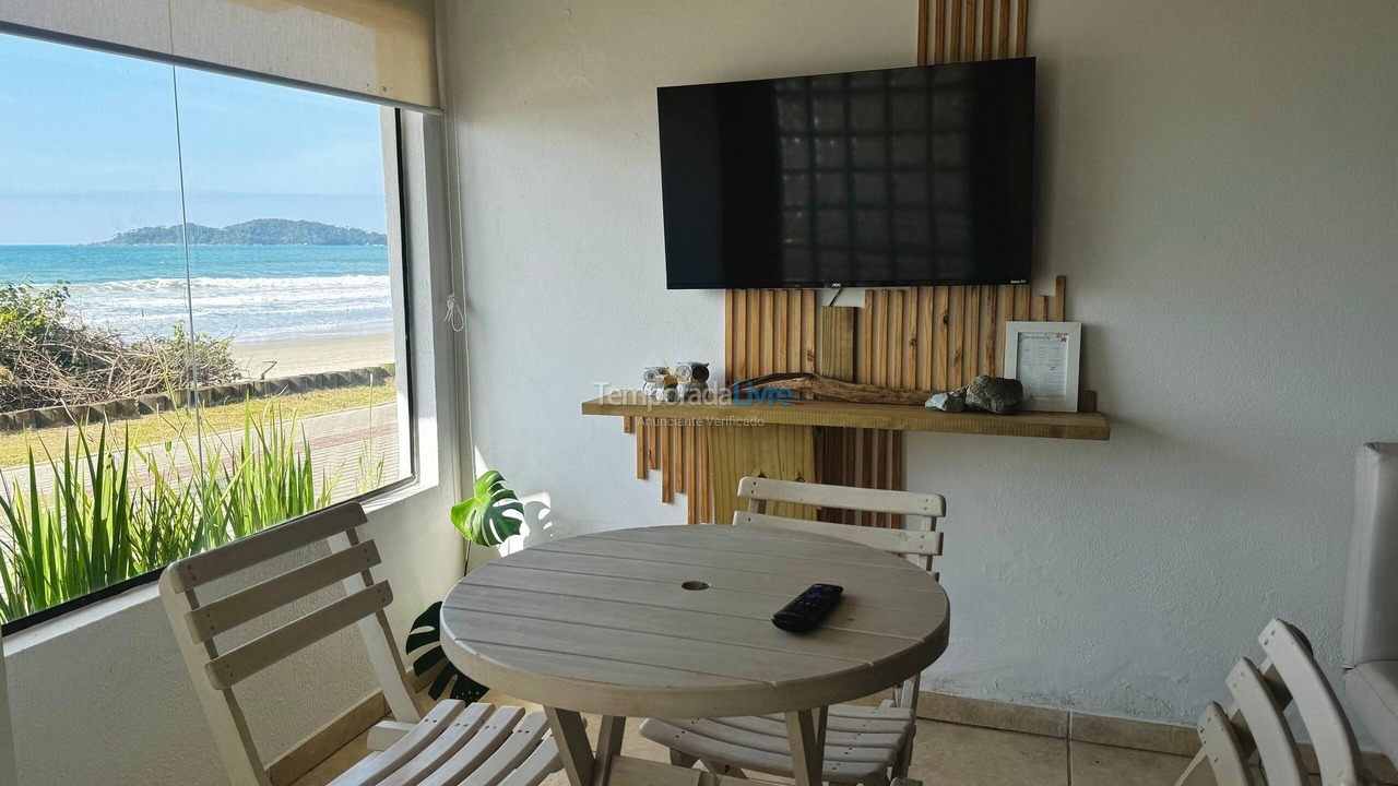 Casa para aluguel de temporada em Bombinhas (Praia de Bombas)