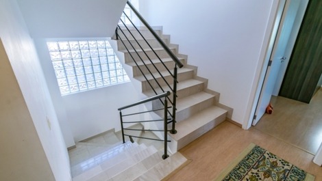 Casa frente mar com piscina na Daniela